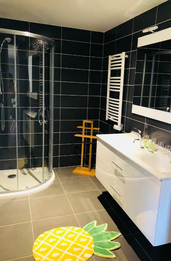Appartamento Appt moderne Vieil Antibes 3 pièc Esterno foto