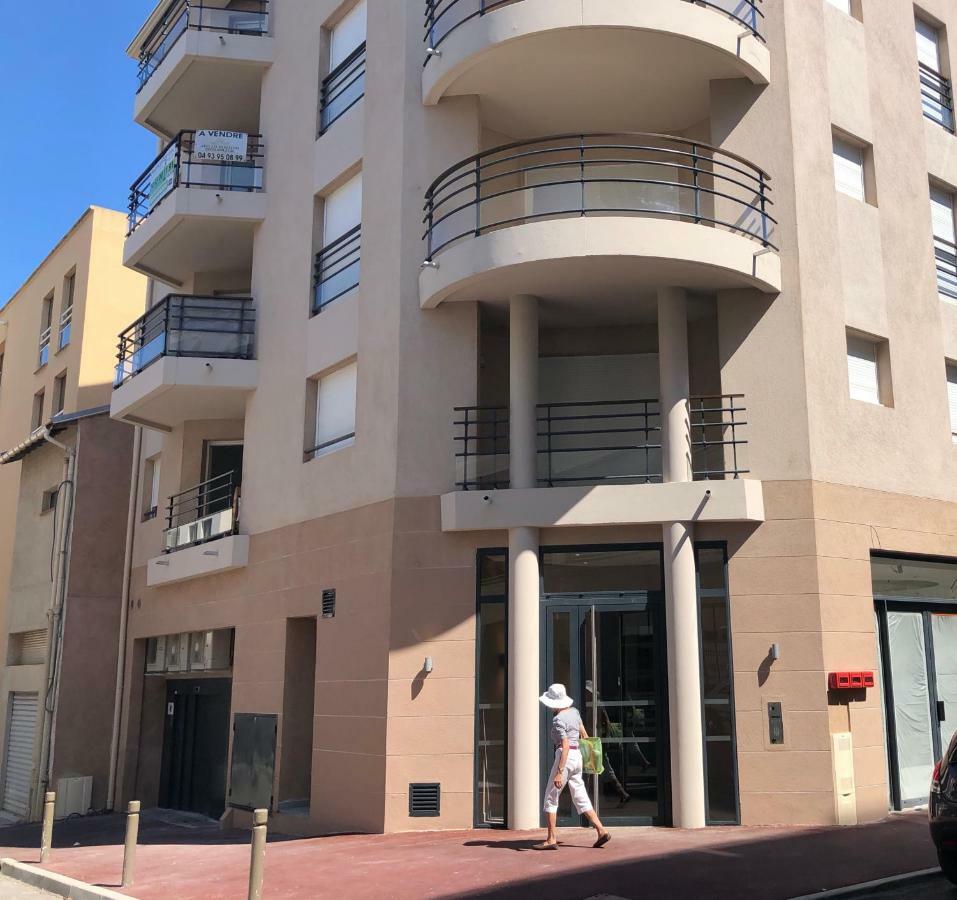 Appartamento Appt moderne Vieil Antibes 3 pièc Esterno foto